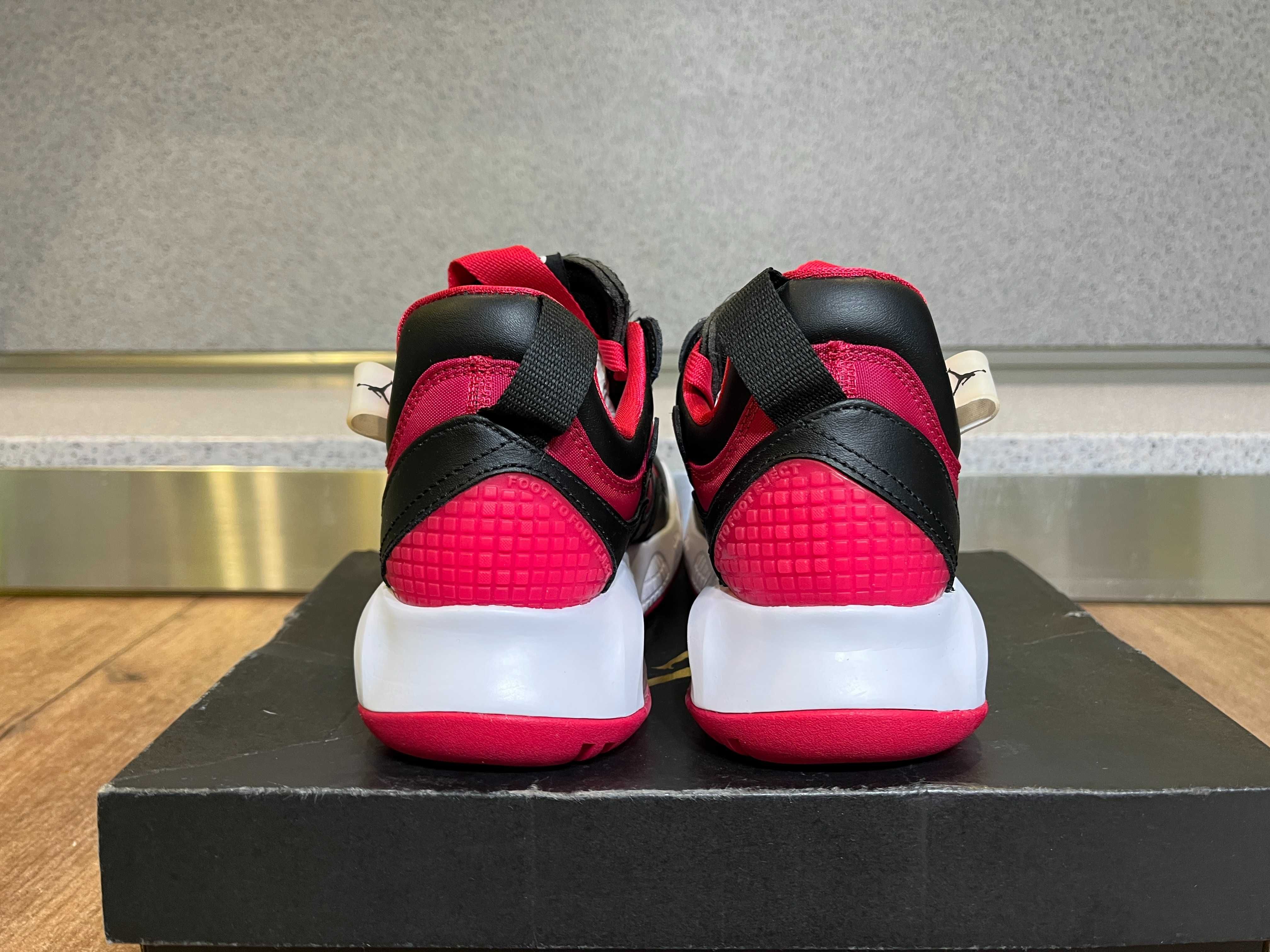 ОРИГИНАЛНИ *** Nike Air Jordan MA2 / Very Berry