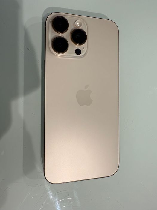 iPhone 16 pro max 256 с гаранция