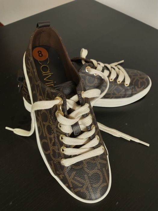 Vand tenesi Calvin Klein femei