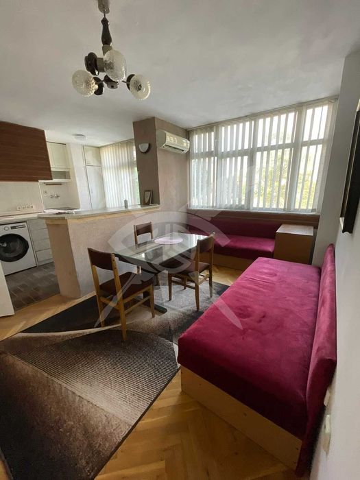 Продава се Четиристаен апартамент в Пловдив, Кючук Париж - 93 кв.м за 2259 €/кв.м - Снимка #1