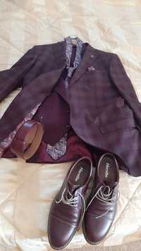 Costum XL bordo complet, pantofi, centura, camasa, cravata