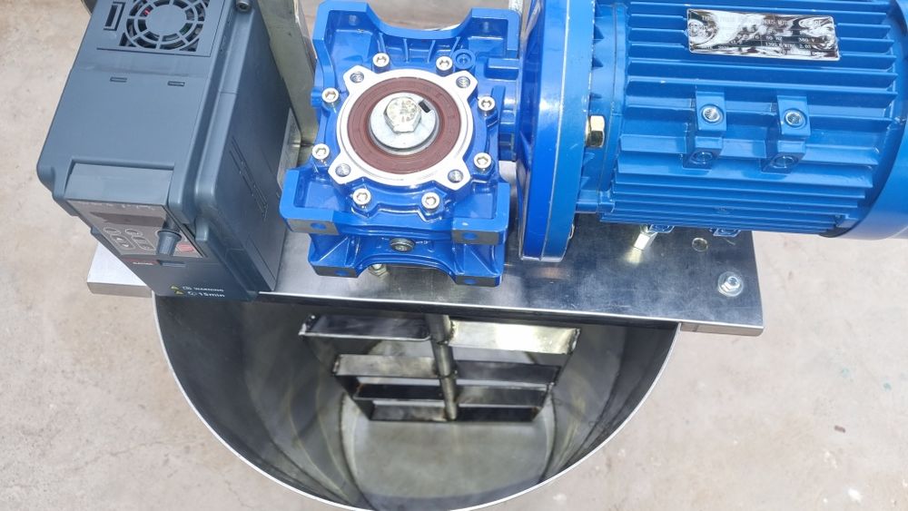 Станок для кремования мёда. Кремовалка