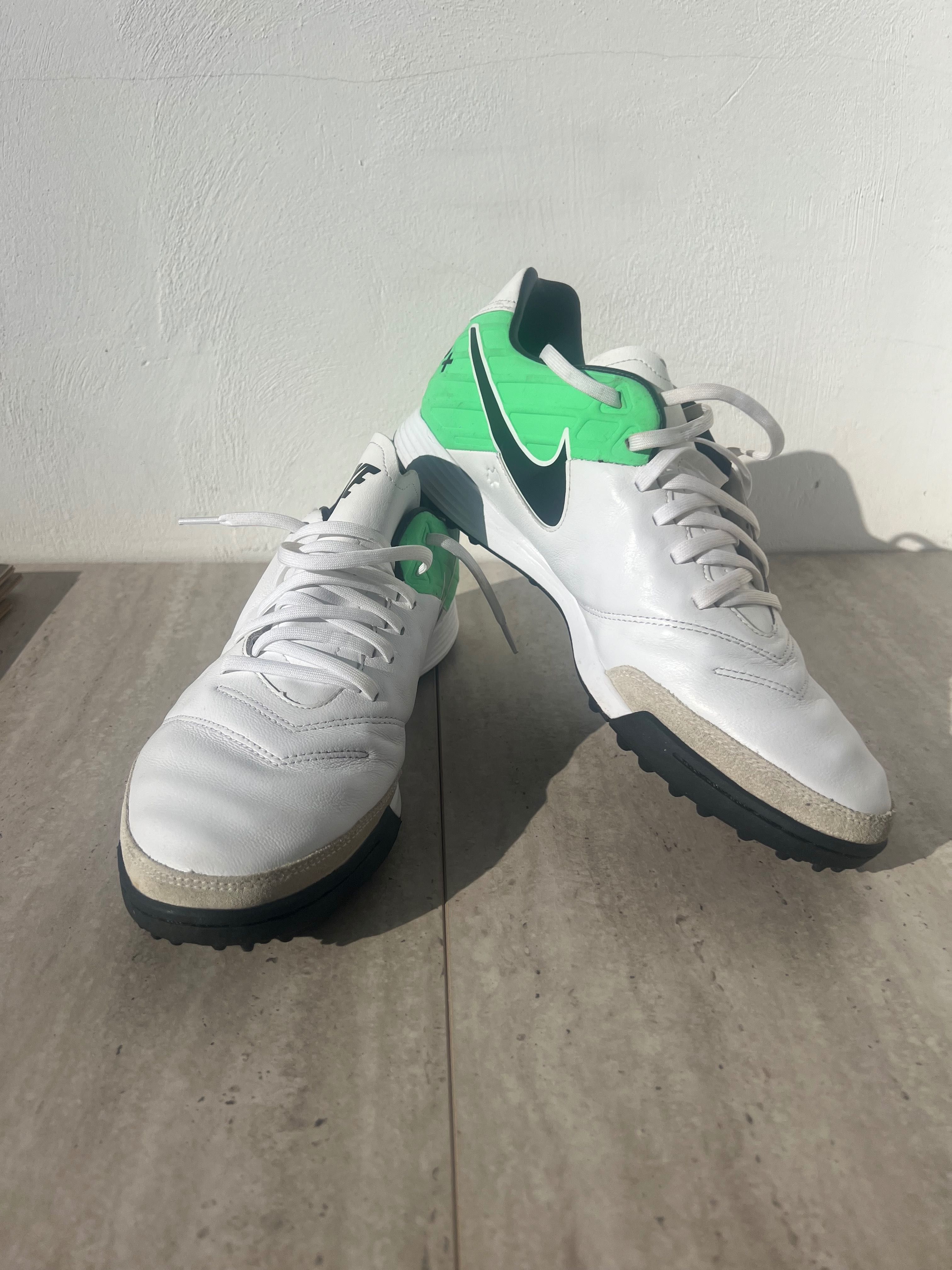 Nike tiempo genio