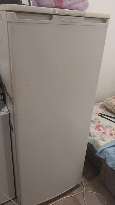 Продам холодильник на запчасти