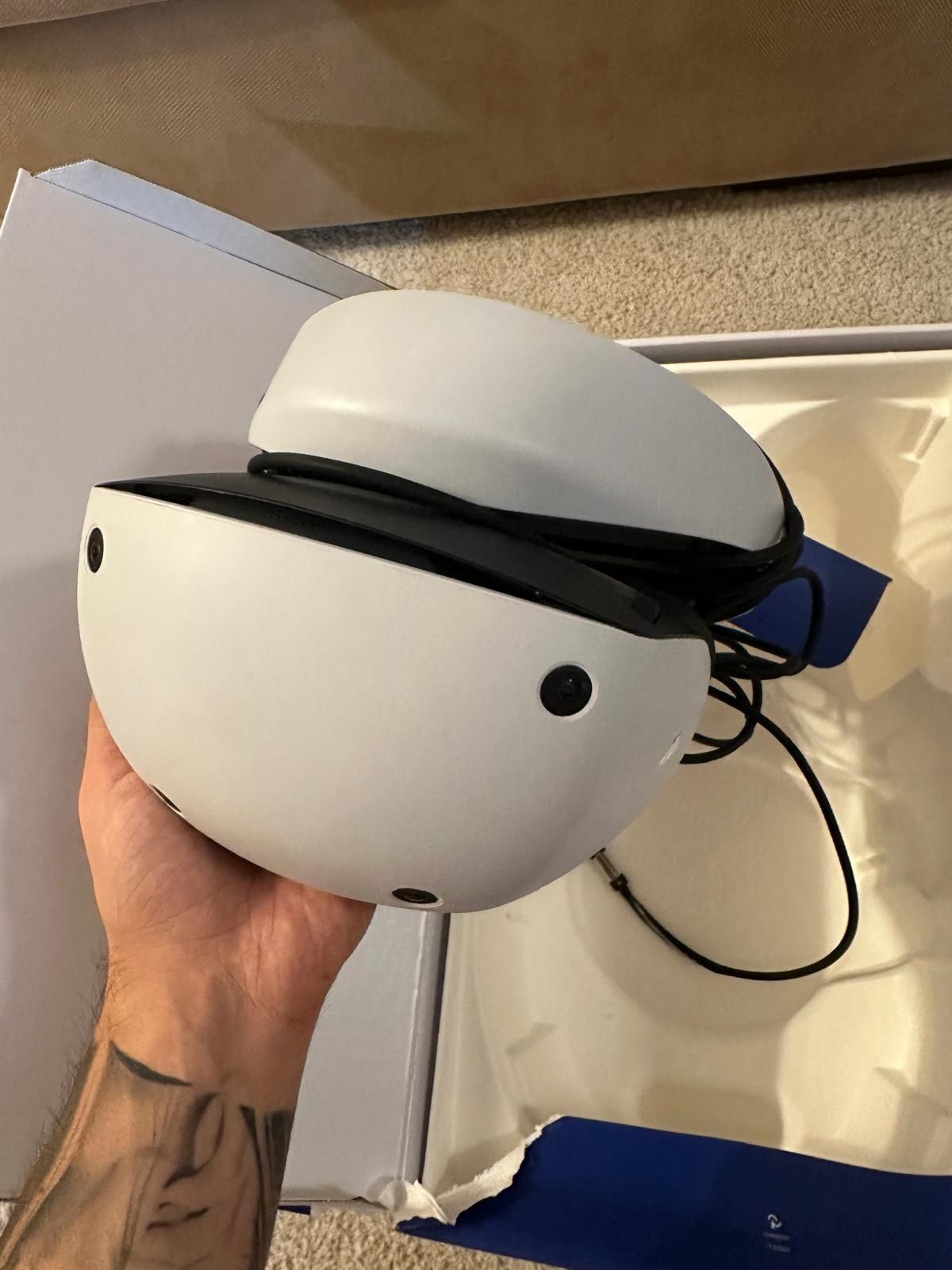 Vând PlayStation VR2