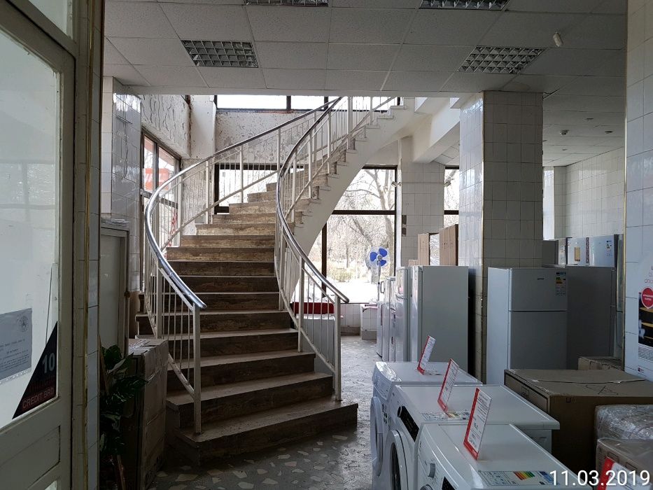 Spatiu comercial P+1E