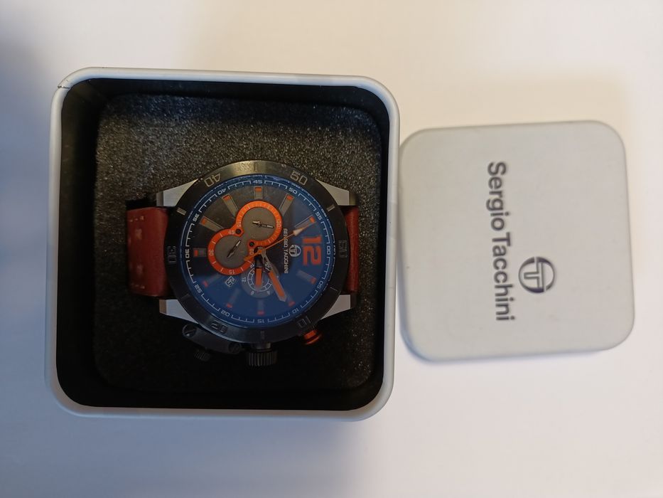 Vând ceas Sergio Tacchini