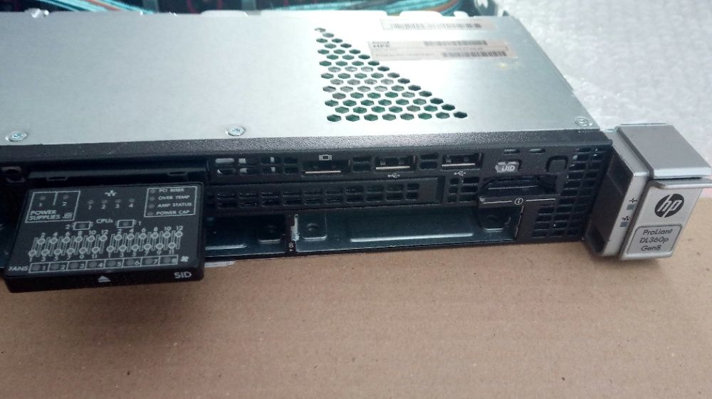 Сървър HPE DL360p Gen8 2*Xeon Е5-4650L 8C 2.6-3.1GHz 32GB P420i 1GB