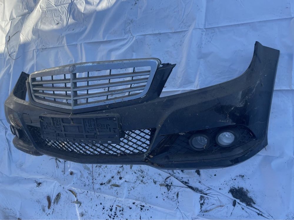 Предна броня Мерцедес/ Mercedes W204 2012г Facelift