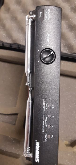 Microfon cu emițător shure sm 58