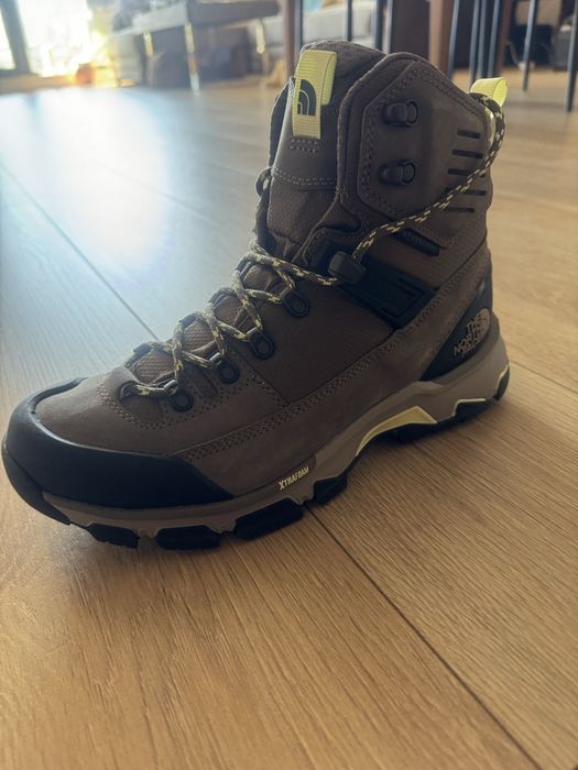 North face боти за планина
