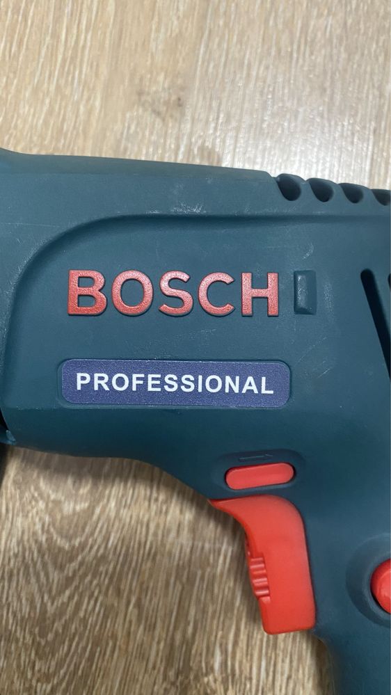 Дрель шуруповерт Bosch