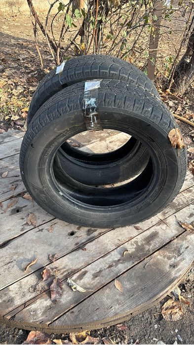 Шина 215,60,16 зимний