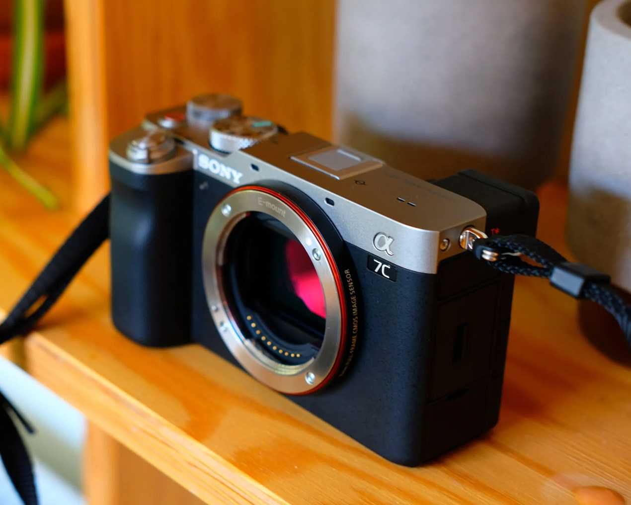 Sony A7C беззеркальная камера с объективом Sony 35mm f1.4 GM