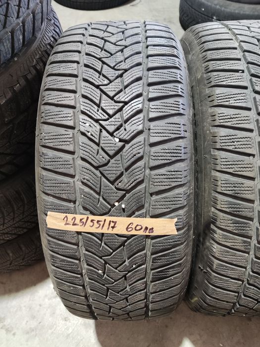 225/55/17 Dunlop