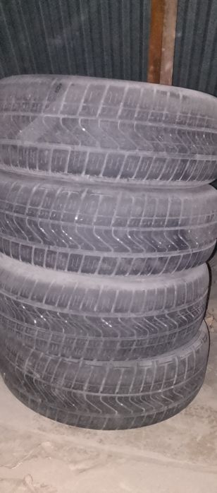 Срочно продам резины 16,18