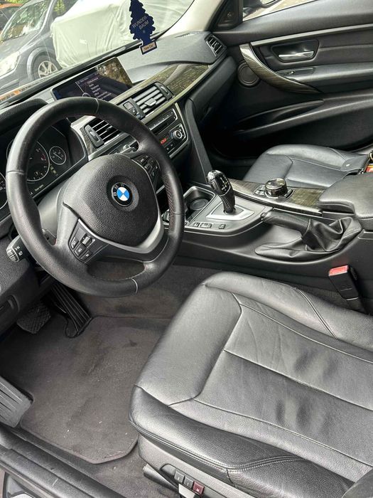 Bmw seria 3 f30 Model Luxury