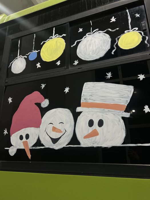 Рисую на окнах , Ойнага расим чизаман