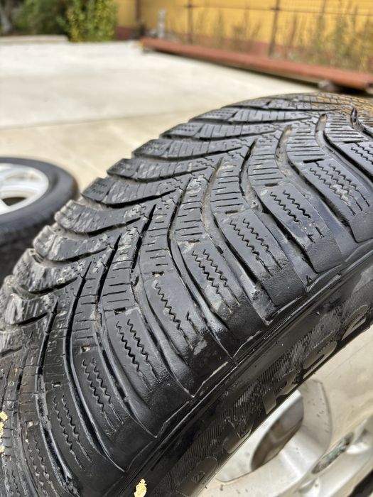 Set jante cu cauciucuri de iarna originale skoda 195/55/15 5x112 ET47