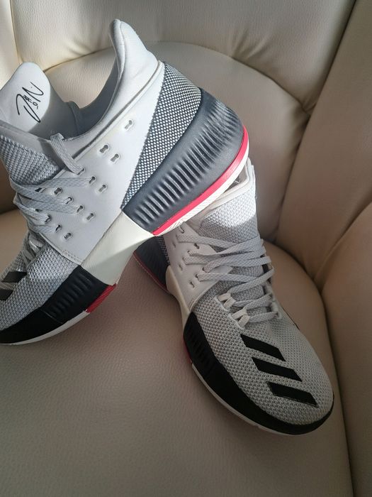 Adidași nr 38 impecabili