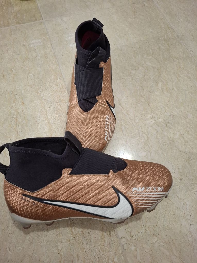 Калеври Nike 36.5