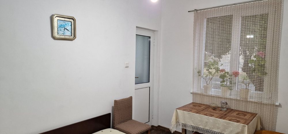 Дава се под наем Двустаен апартамент в с. Атия, Област Бургас - 89 кв.м за 26520 € - Снимка #3