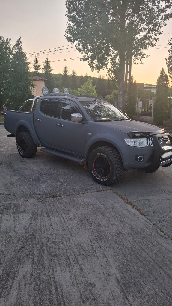 Mitsubishi l200 2011 2,5 178.cp