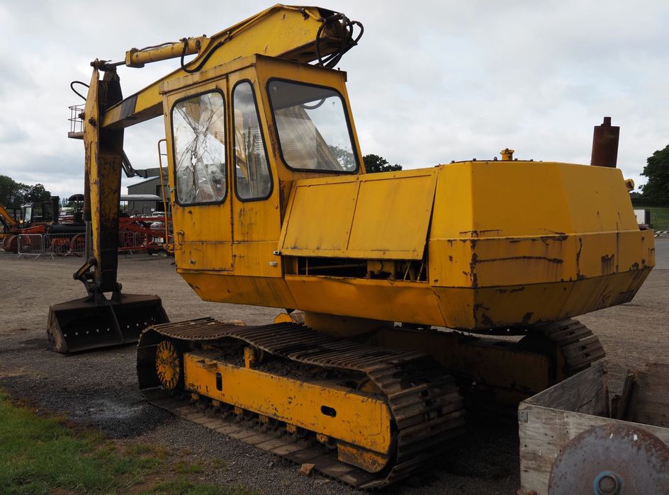 Dezmembrez excavatoare JCB 805B,JS160NL,JS190LC,814ELC,JS260NLC–piese