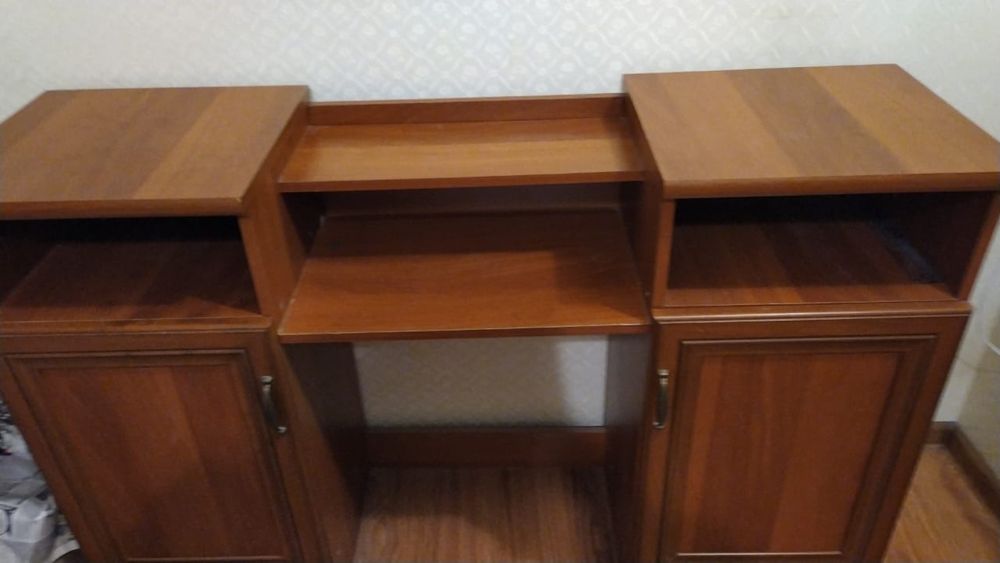 Тумба с зеркалом шир 170 высота85, зеркало дл80 шир 50