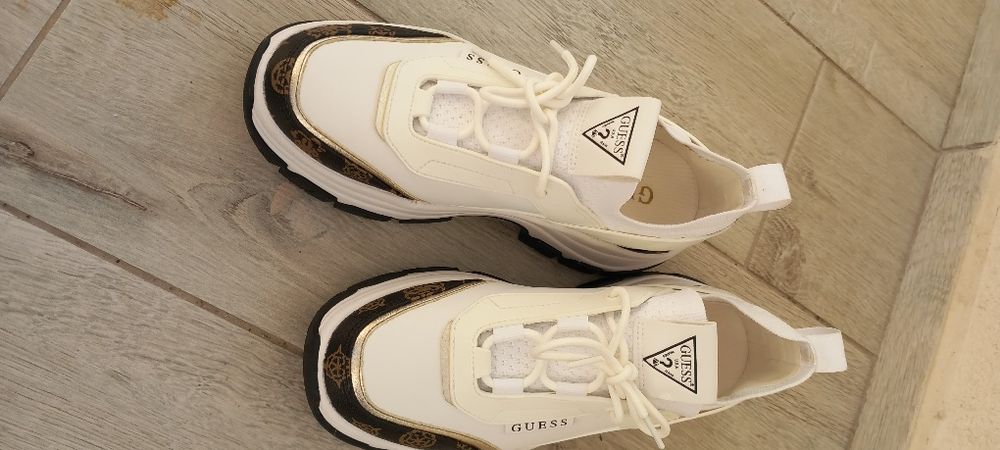 оригинални сникърси guess