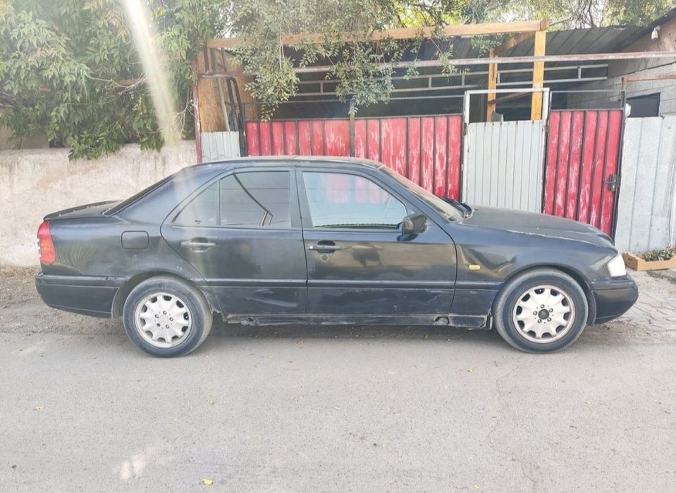 Mercedes W202 C180
