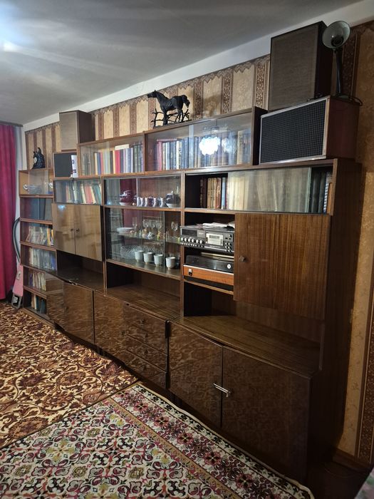 Мебель отдам даром