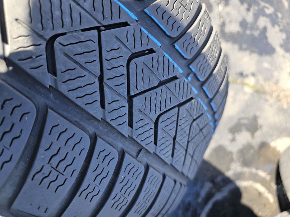 245 45 18 pirelli sottozero3 dot 2022