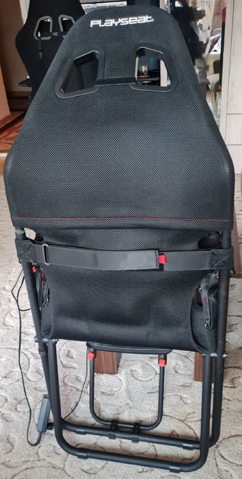 Волан с педали  Logitech и сгъваем стол