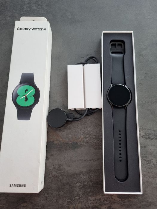 Samsung Galaxy Watch 4