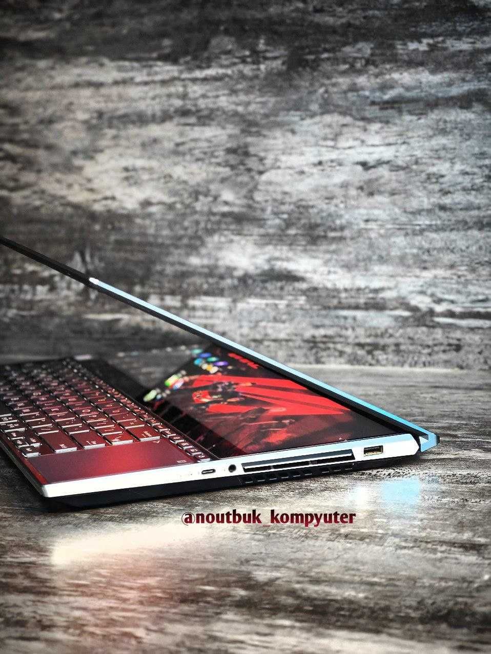 Мощный игровой  Asus Zenbook Duo Pro