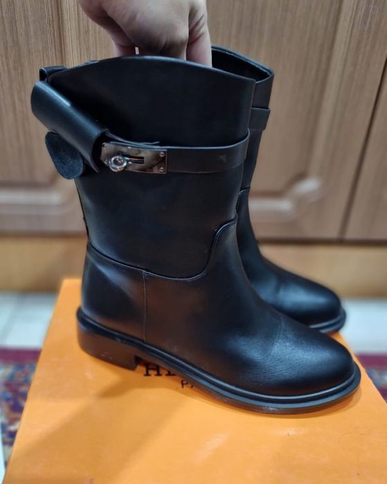 Продам сапожки 36р.