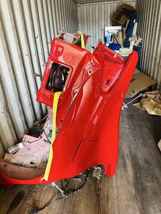 Задна част от купе за BMW M5 2023 година