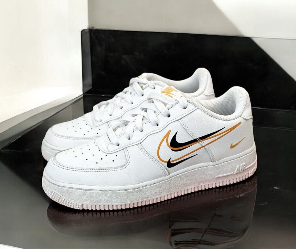Nike Air Force 1 (38) Маратонки