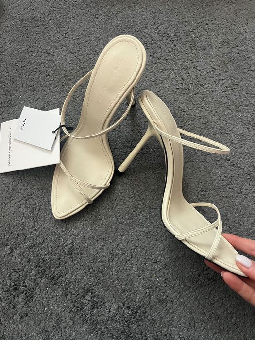 Сандали Victoria BECKHAM x Mango