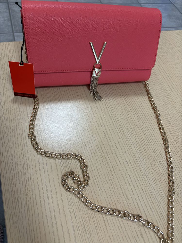 Чисто нова чанта Валентино/Valentino