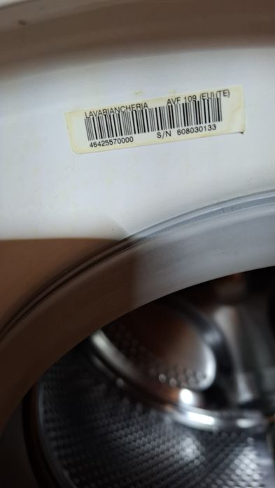 Пералня Ariston AVF 109 + барабан(от AVF 129) и нагревател