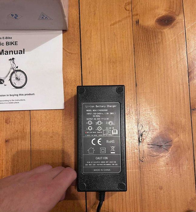 SHENZHEN MODIARY LI-ION BATTERY CHARGER: Зарядно - електрическо колело