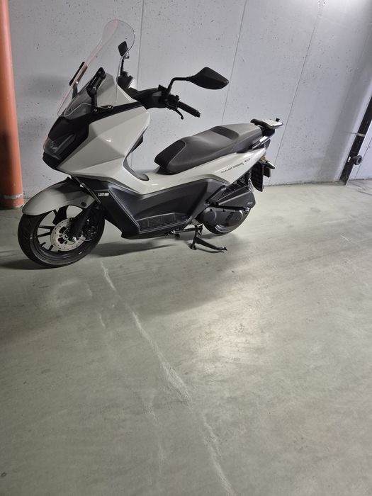 Scuter Kymco SkyTown 125cc/Abs/Nou