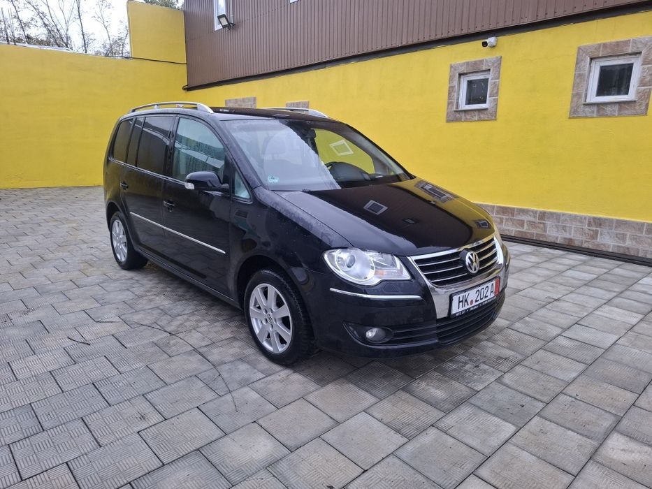 Vând Volkswagen touran 2009//7 locuri