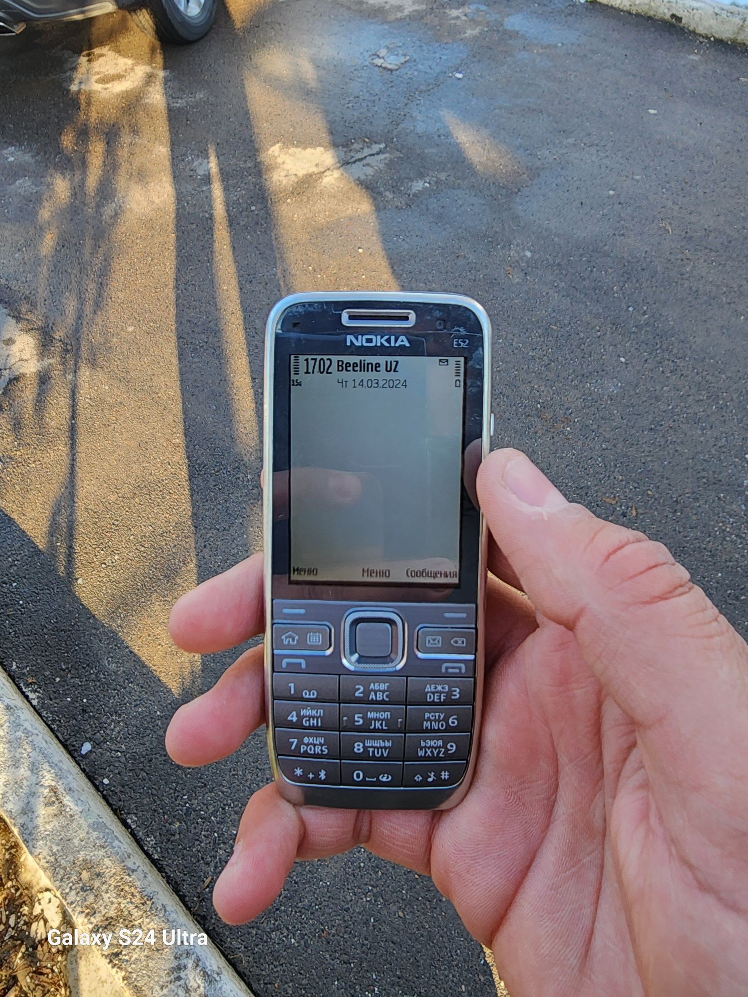 Nokia E52 b.u sostoyani