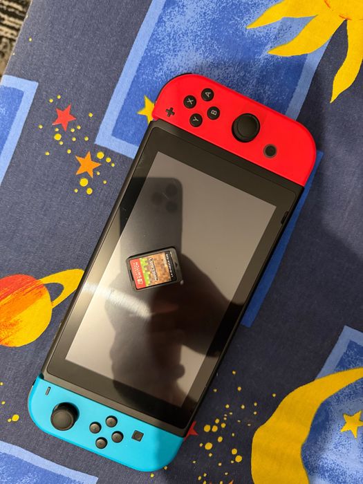 Vând Nintendo Switch
