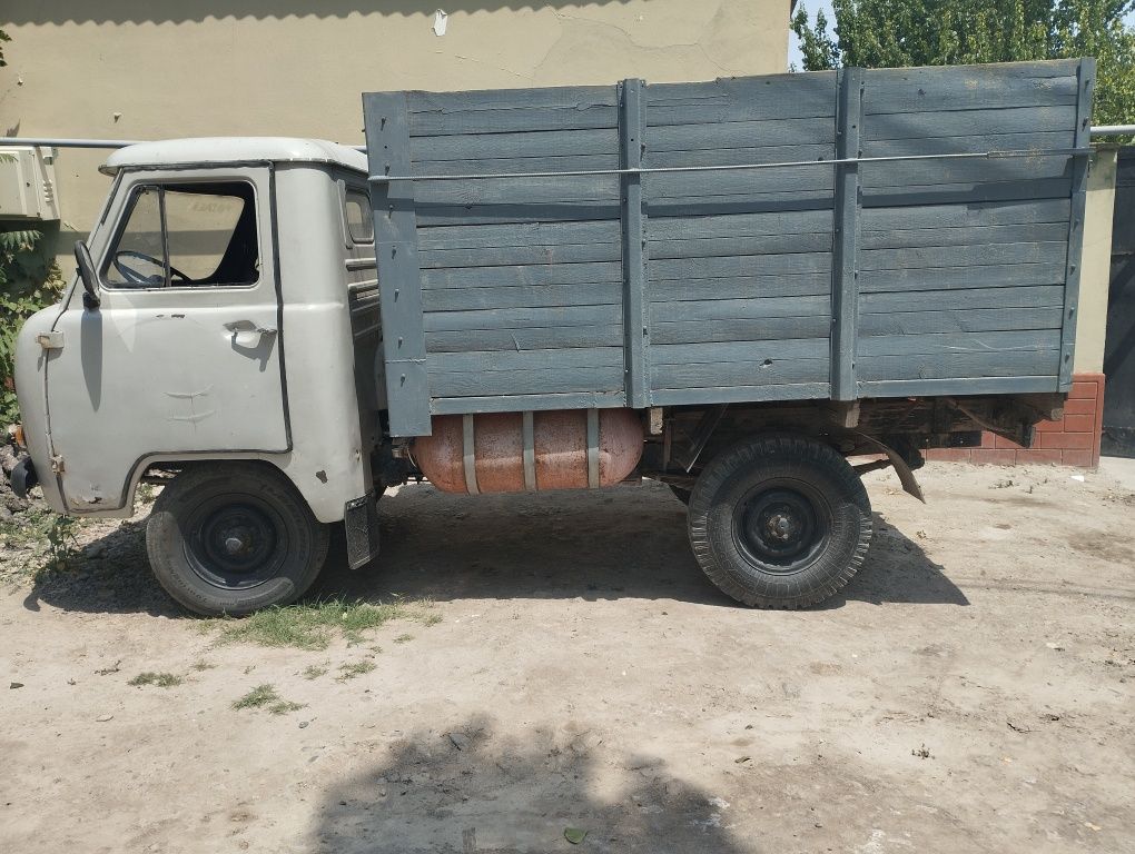 Уаз бортавой 1982