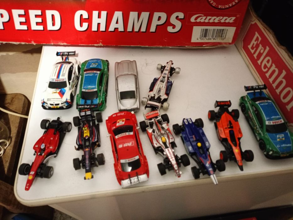 Carrera slot racing писти и колички