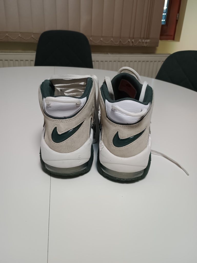 Маратонки nike air 44